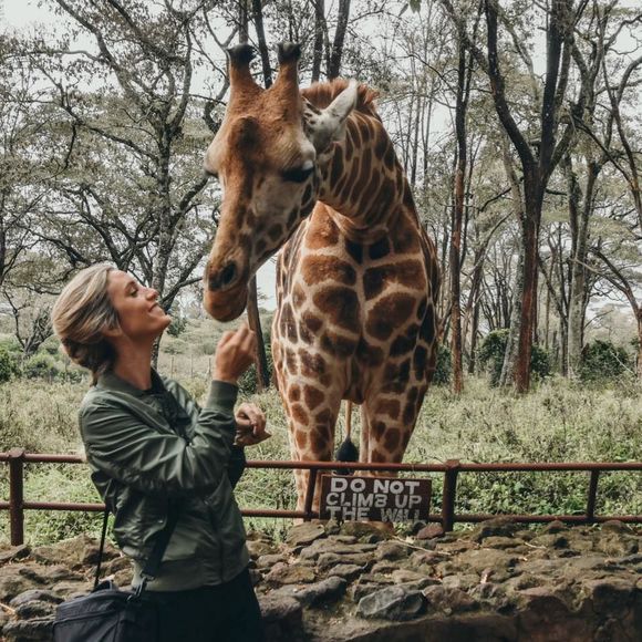 Meet your Posher, Carolyn - Picture 1 of 1